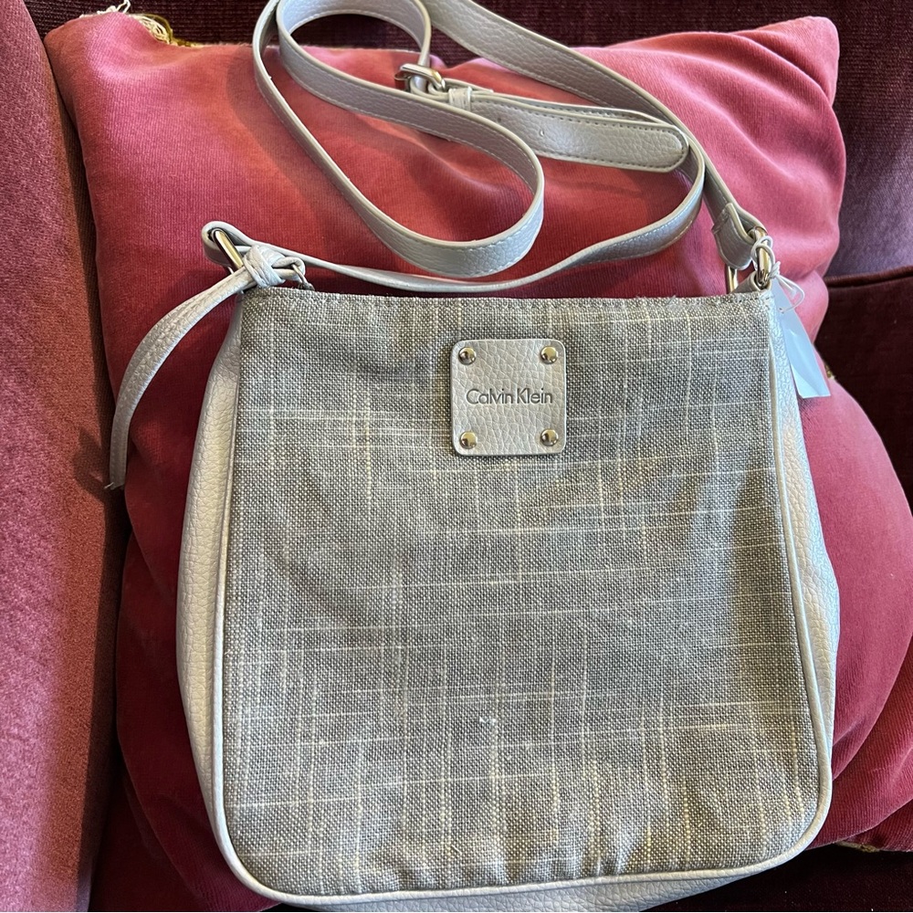 Calvin Klein Gray Crossbody Bag with Light Gray Trim
